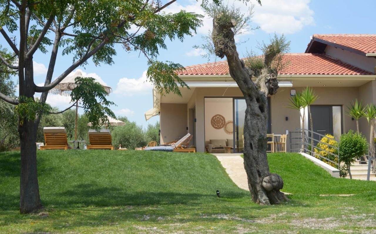Villa Elaia Grove à Kalamata Extérieur photo